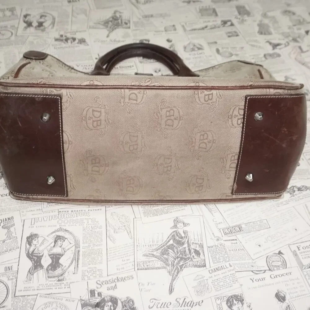 Vintage Y2K Dooney & Bourke Accessories full size purse